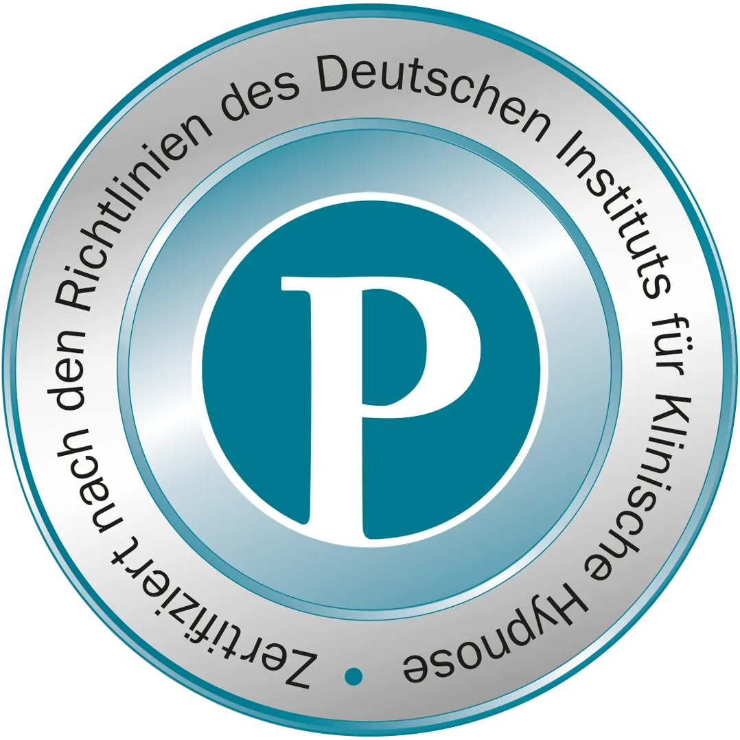 P logo